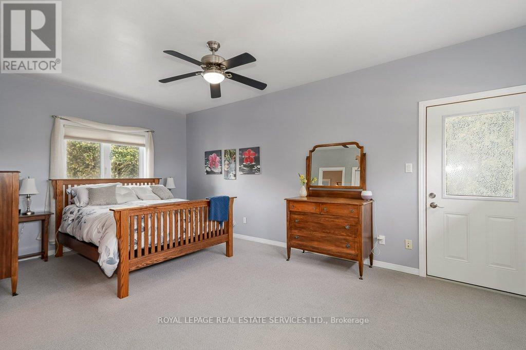 142 Lakeshore Road S, Meaford, Ontario  N4L 0A7 - Photo 25 - X12420592