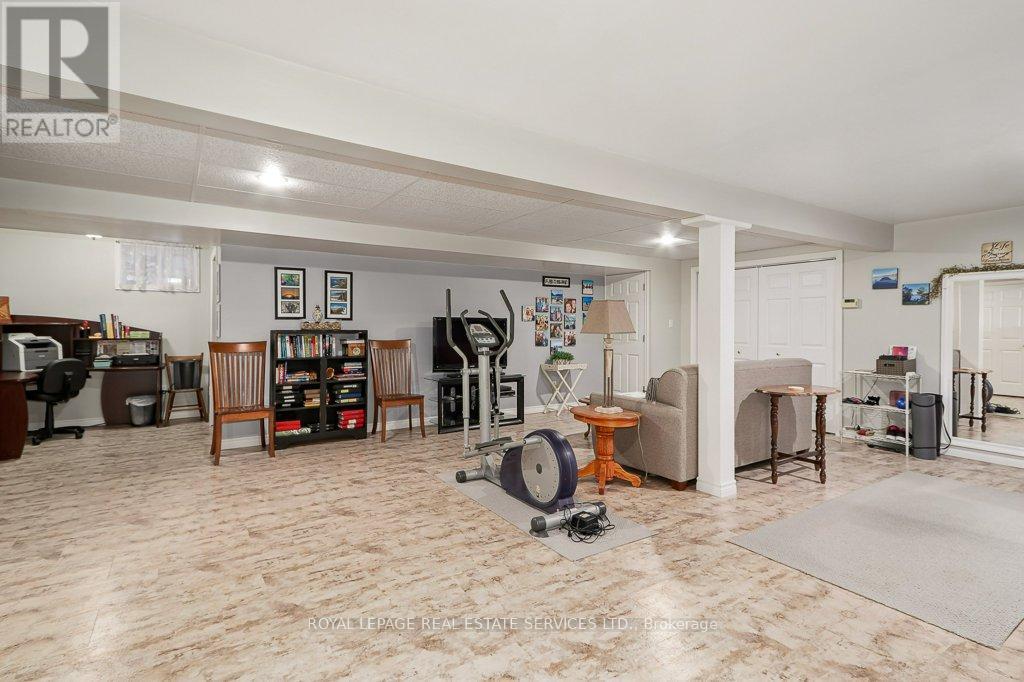 142 Lakeshore Road S, Meaford, Ontario  N4L 0A7 - Photo 30 - X12420592