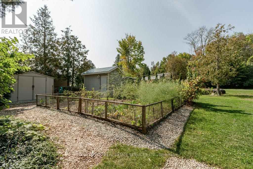 142 Lakeshore Road S, Meaford, Ontario  N4L 0A7 - Photo 39 - X12420592