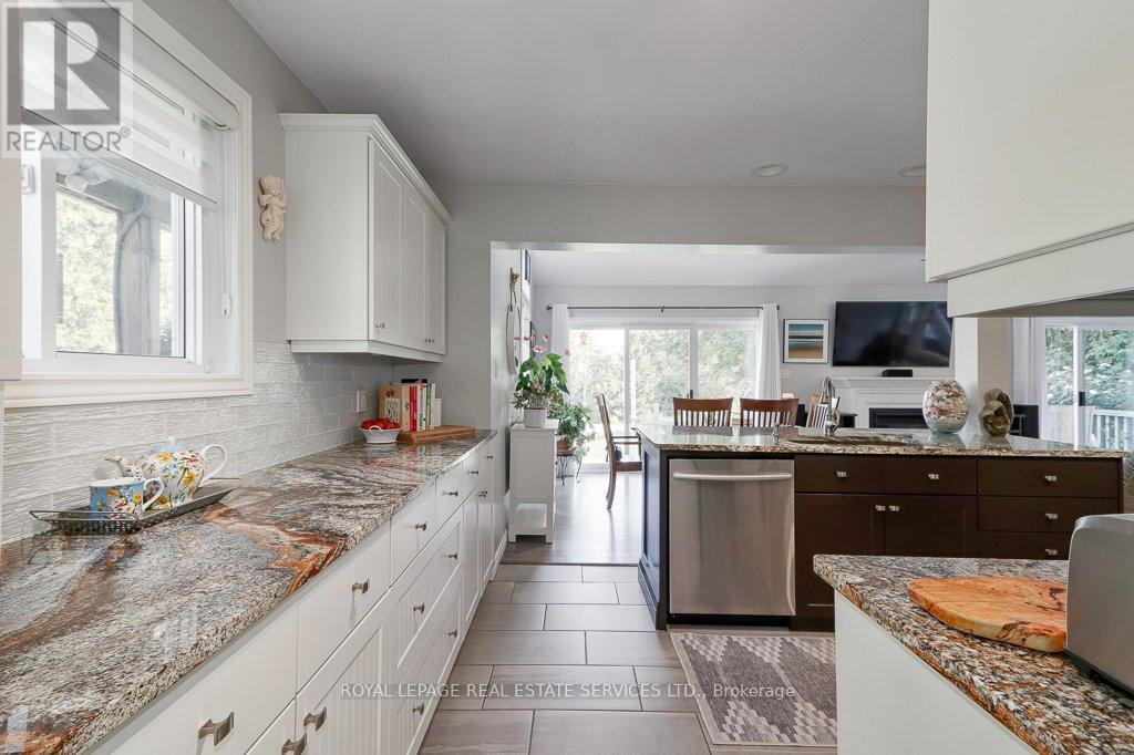 142 Lakeshore Road S, Meaford, Ontario  N4L 0A7 - Photo 7 - X12420592