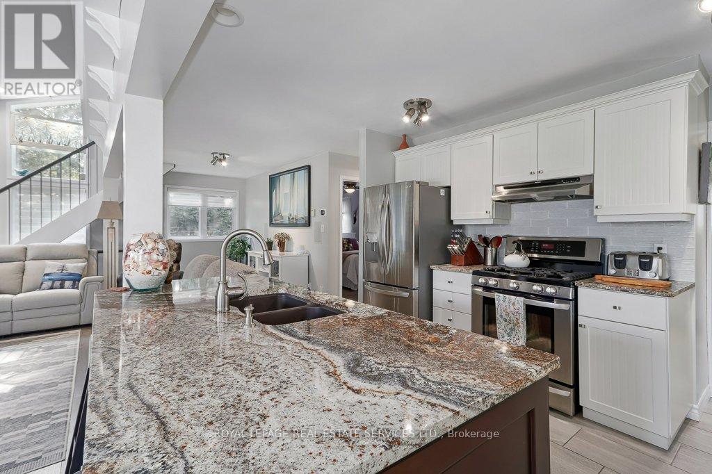 142 Lakeshore Road S, Meaford, Ontario  N4L 0A7 - Photo 8 - X12420592