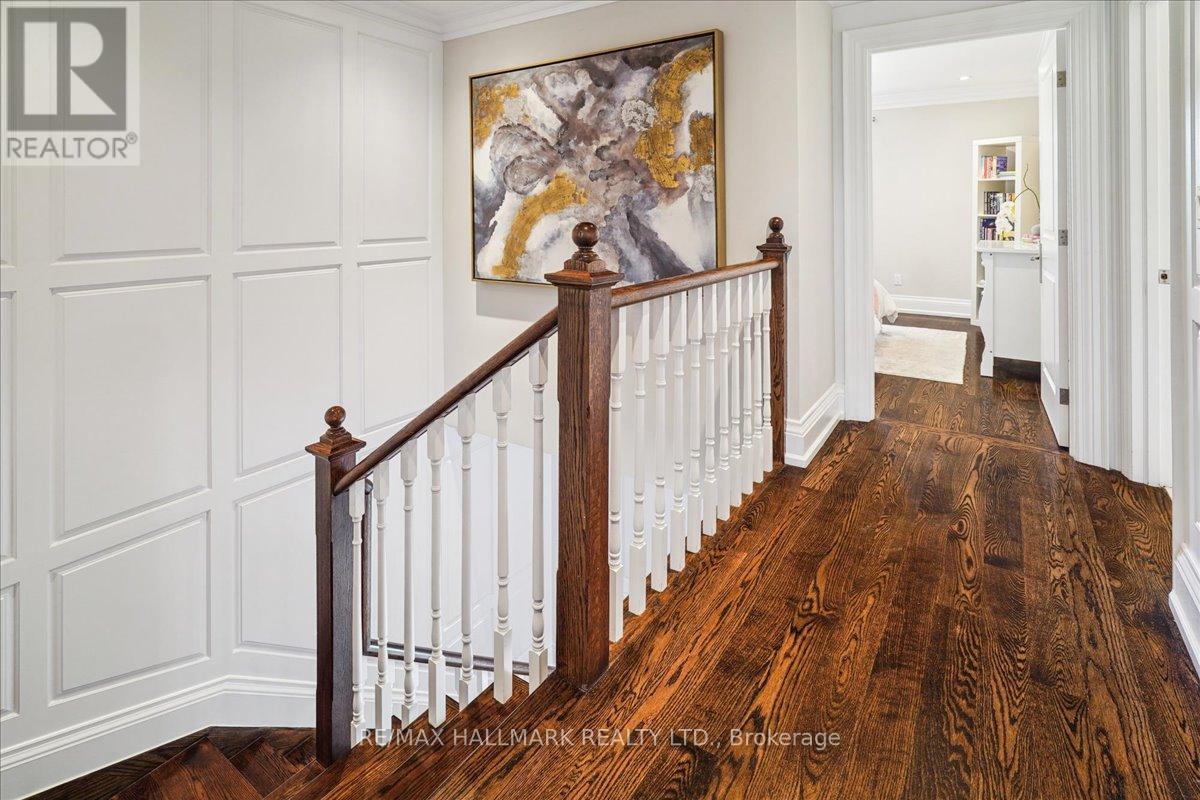 135 Glenvale Boulevard, Toronto, Ontario  M4G 2W1 - Photo 19 - C12420622