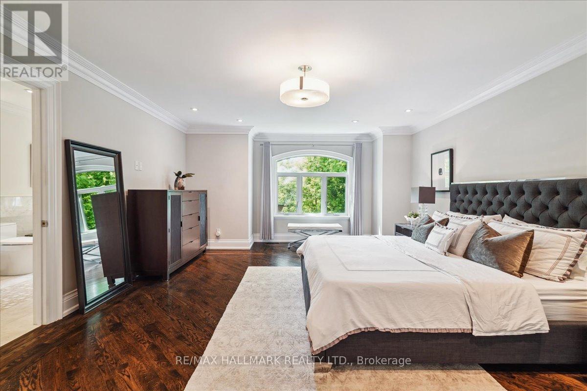 135 Glenvale Boulevard, Toronto, Ontario  M4G 2W1 - Photo 20 - C12420622