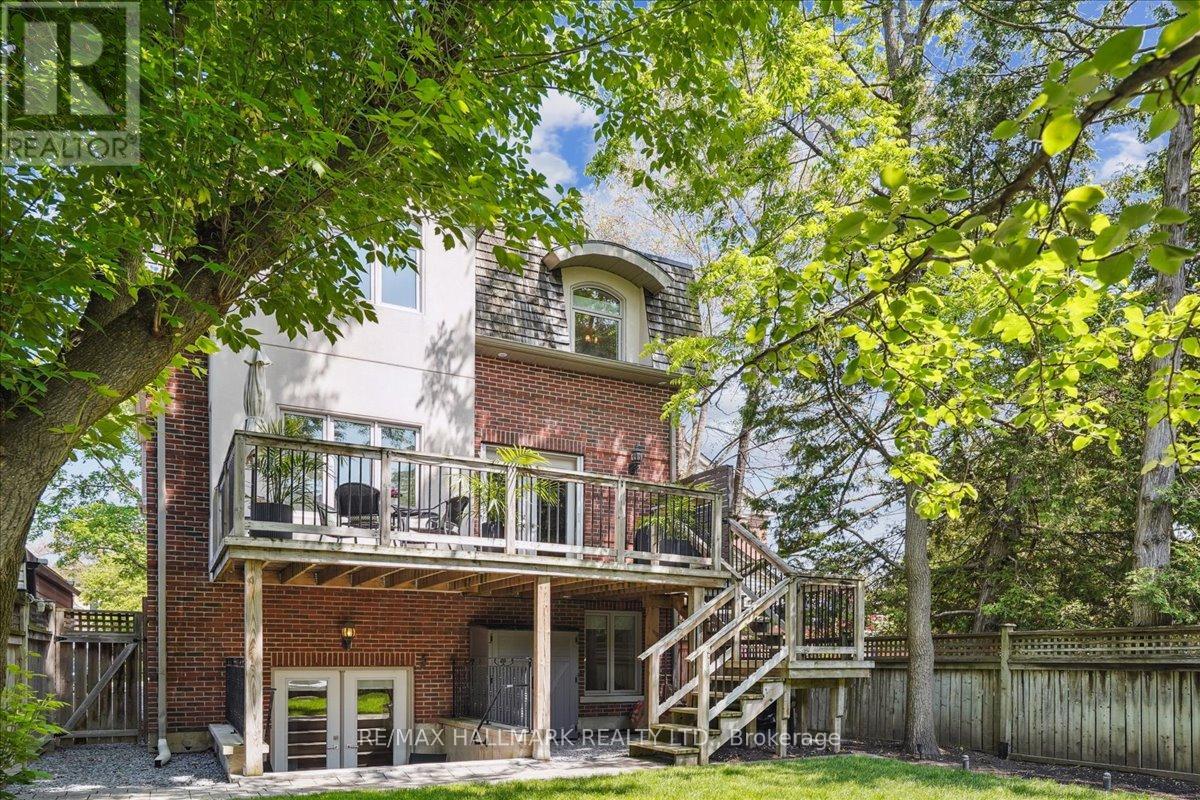 135 Glenvale Boulevard, Toronto, Ontario  M4G 2W1 - Photo 38 - C12420622
