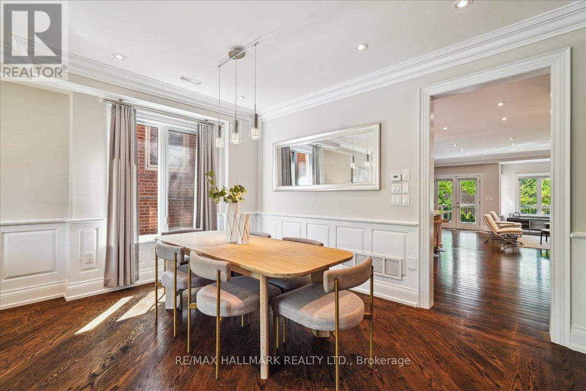 135 Glenvale Boulevard, Toronto, Ontario  M4G 2W1 - Photo 7 - C12420622
