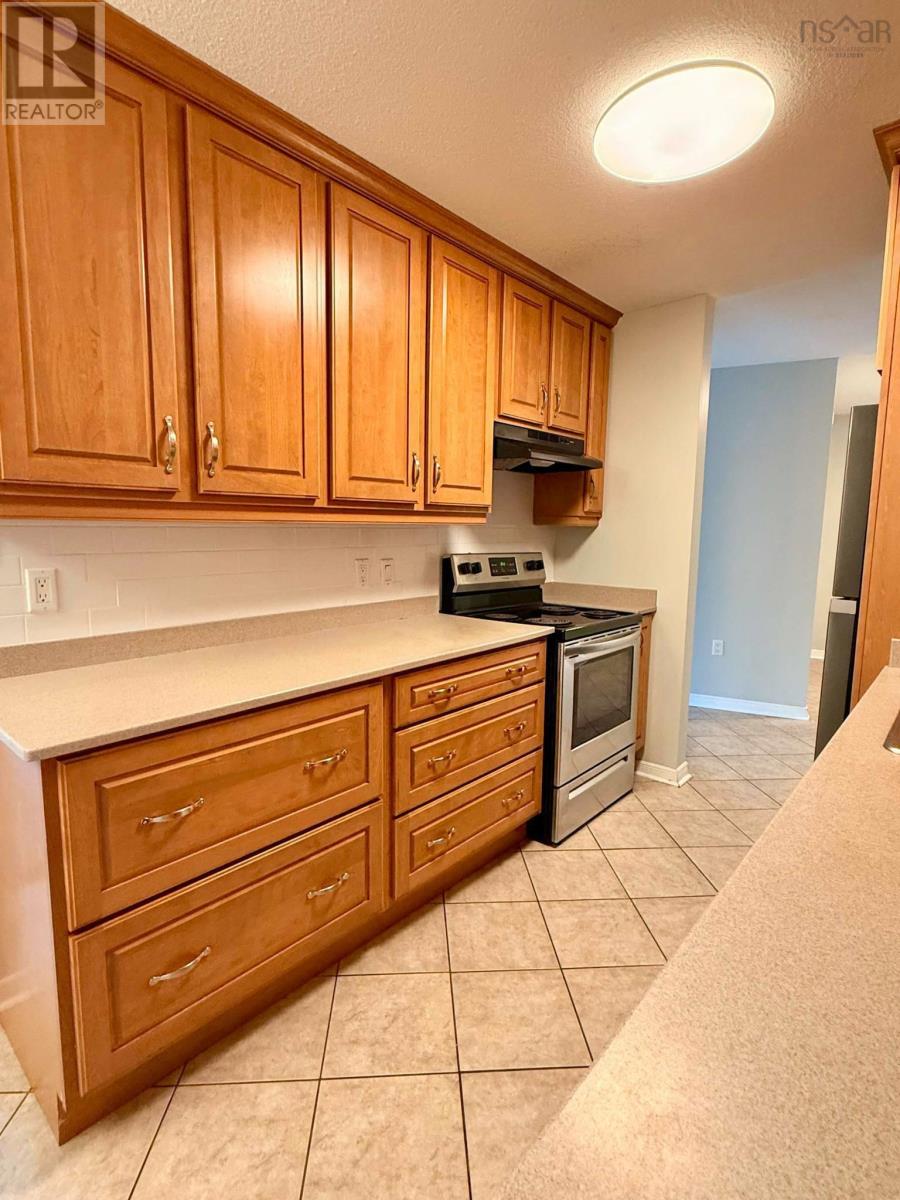 302 5561 Heatherwood Court, Halifax Regional Municipality, Nova Scotia  B3K 5N7 - Photo 5 - 202518219