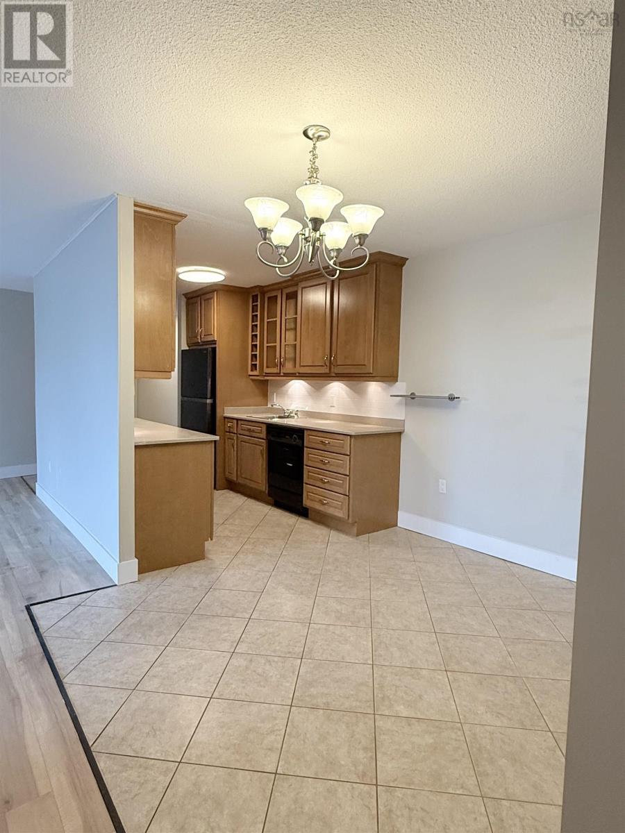 302 5561 Heatherwood Court, Halifax Regional Municipality, Nova Scotia  B3K 5N7 - Photo 9 - 202518219