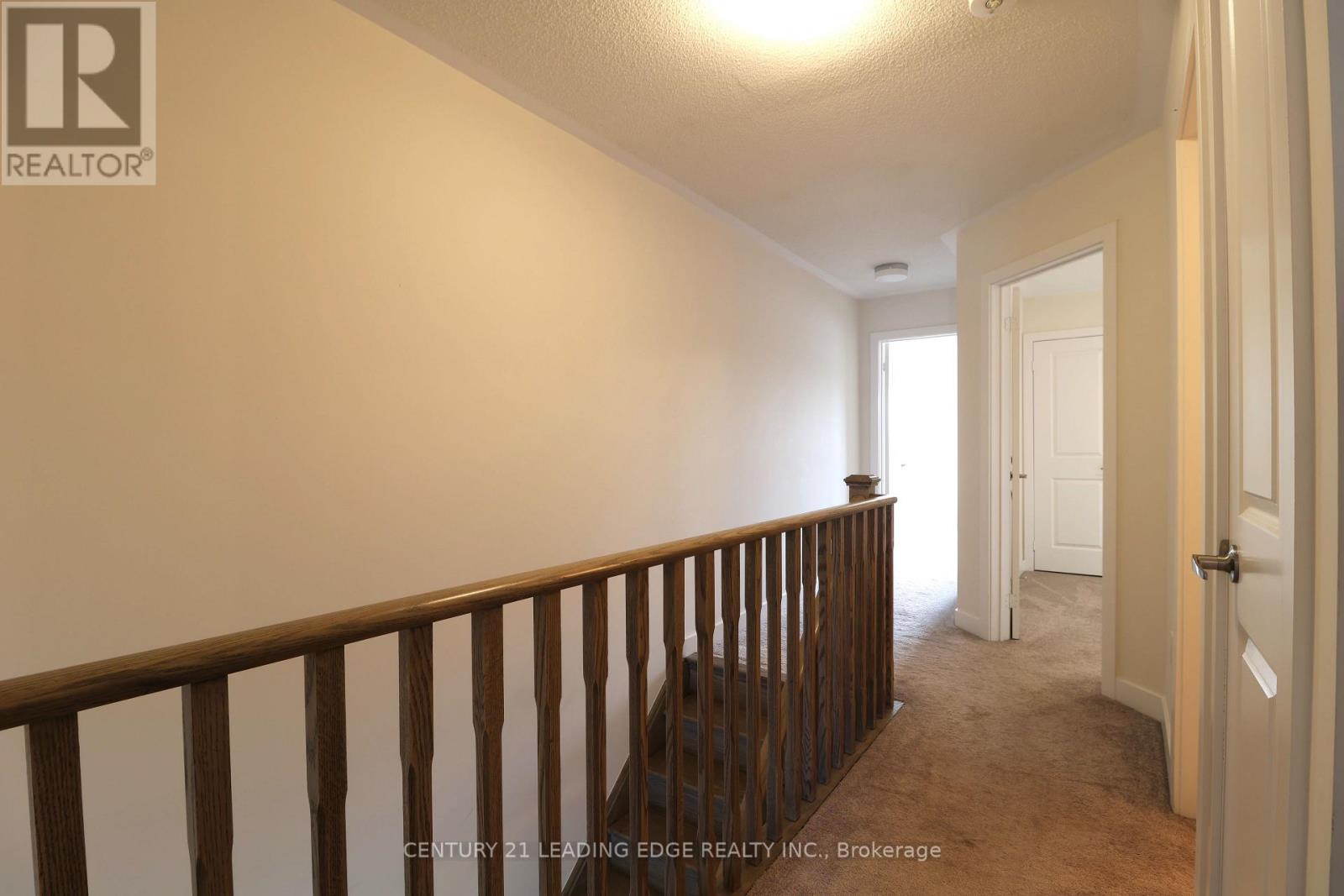 2644 Castlegate Crossing, Pickering, Ontario  L1X 0H8 - Photo 18 - E12420657