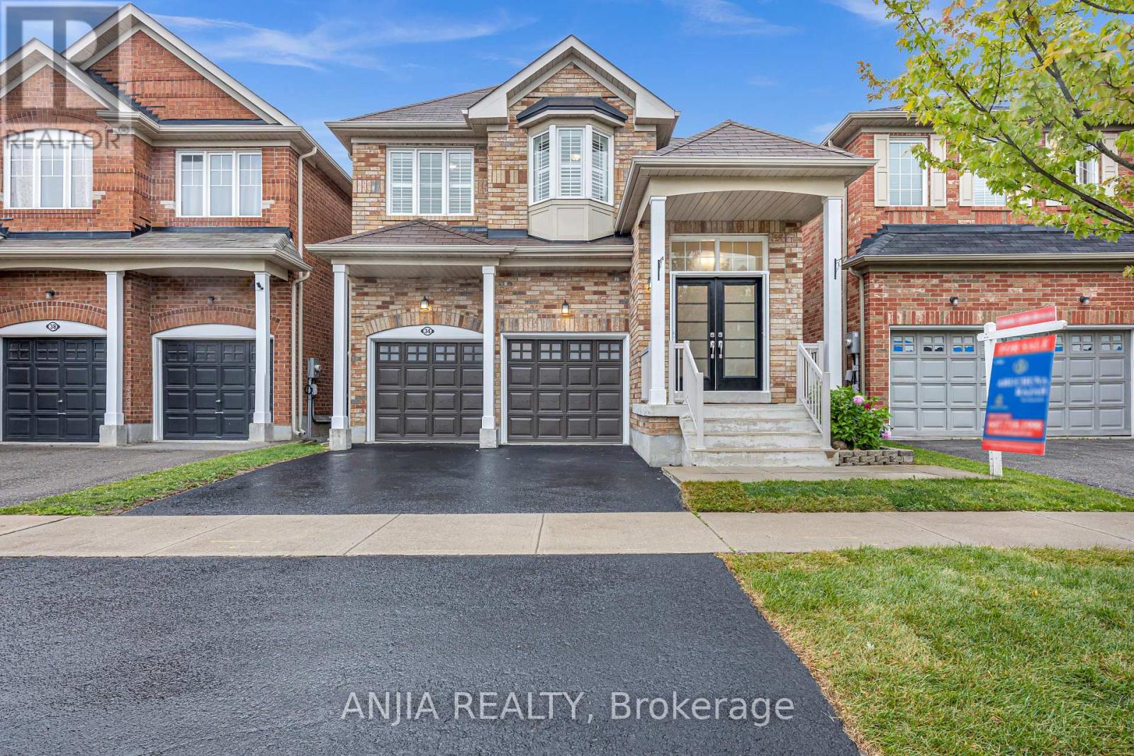 34 HORN STREET, Whitchurch-Stouffville, Ontario