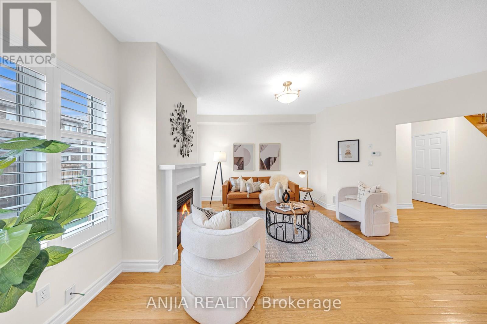 34 Horn Street, Whitchurch-Stouffville, Ontario  L4A 0X9 - Photo 16 - N12420625