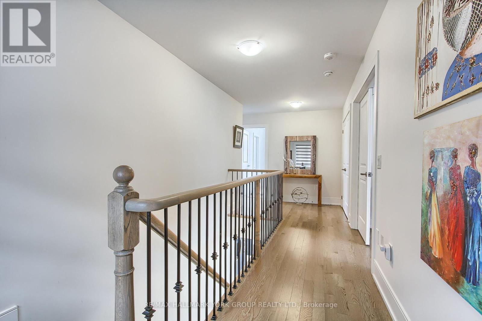 190 Walter English Drive, East Gwillimbury, Ontario  L0G 1R0 - Photo 19 - N12420640