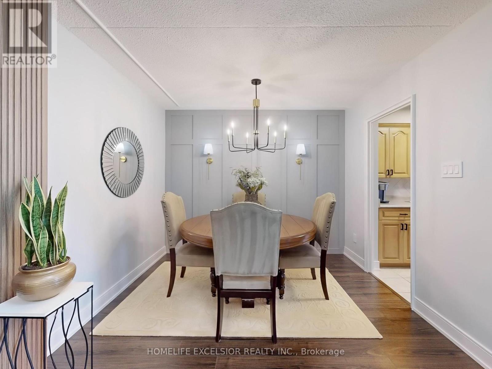 203 - 15390 Yonge Street, Aurora, Ontario  L4G 1N8 - Photo 18 - N12420656