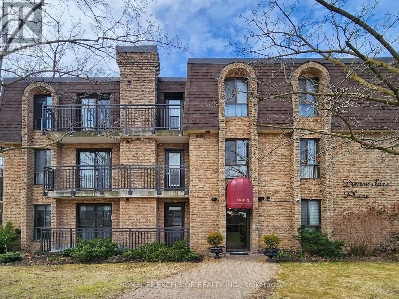 203 - 15390 Yonge Street, Aurora, Ontario  L4G 1N8 - Photo 2 - N12420656