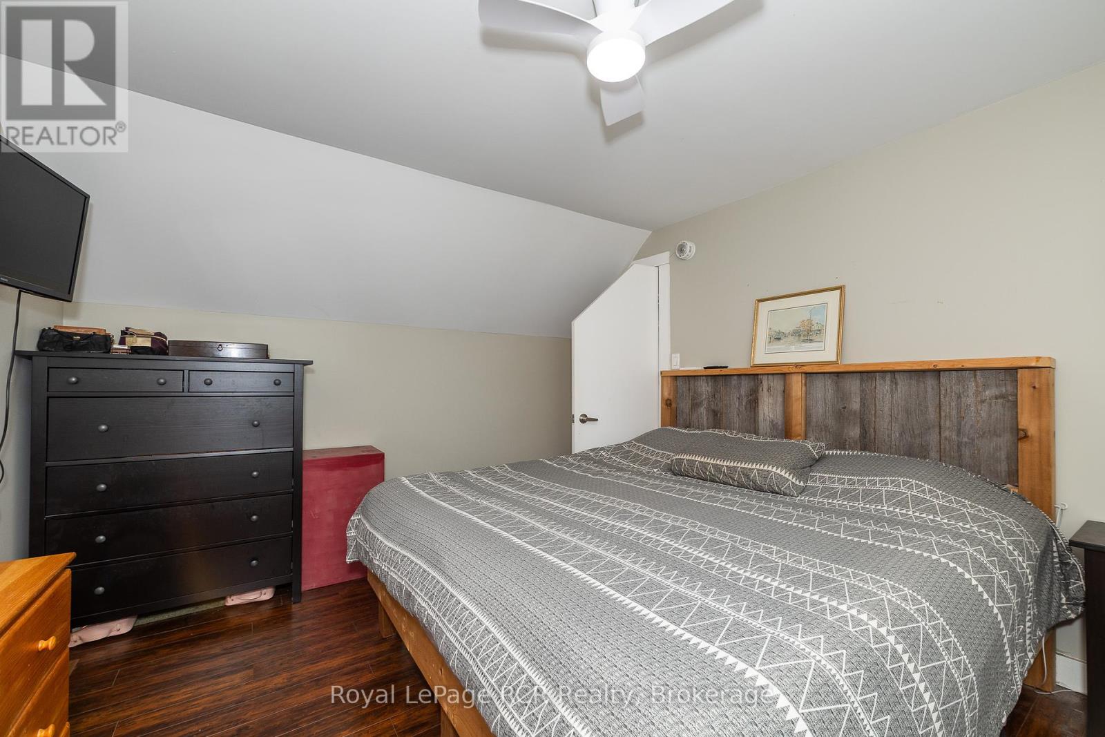 773760 Highway 10, Grey Highlands, Ontario  N0C 1L0 - Photo 19 - X12236514