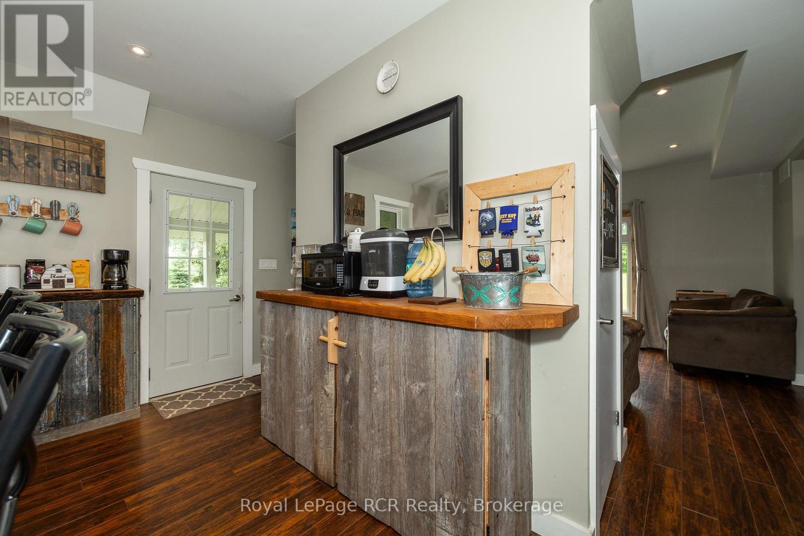 773760 Highway 10, Grey Highlands, Ontario  N0C 1L0 - Photo 17 - X12236514