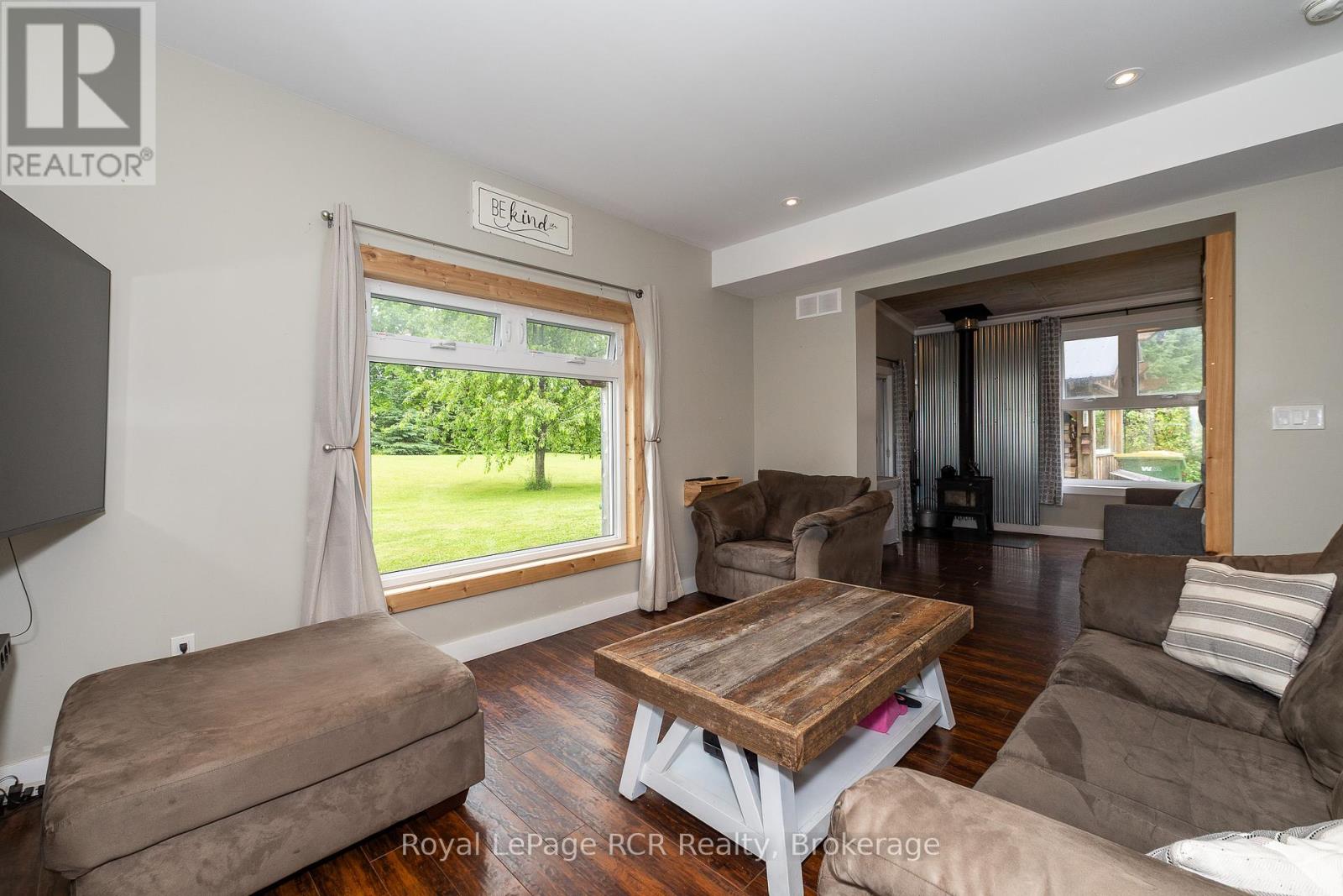 773760 Highway 10, Grey Highlands, Ontario  N0C 1L0 - Photo 12 - X12236514