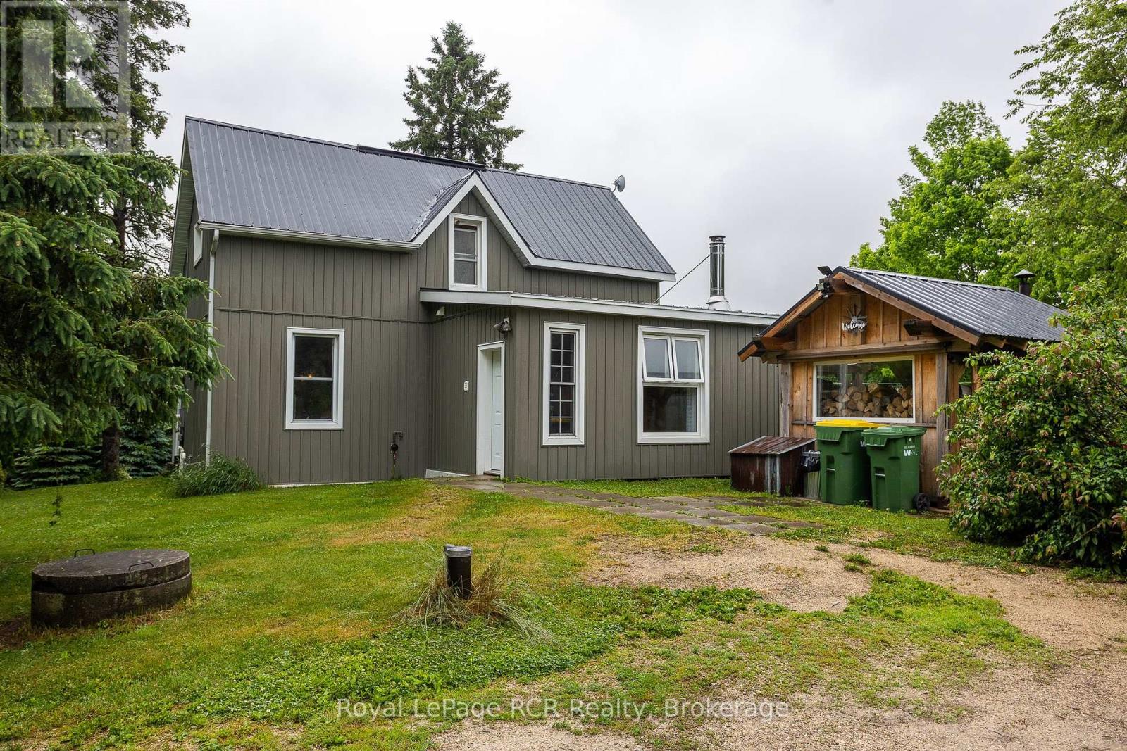 773760 Highway 10, Grey Highlands, Ontario  N0C 1L0 - Photo 28 - X12236514