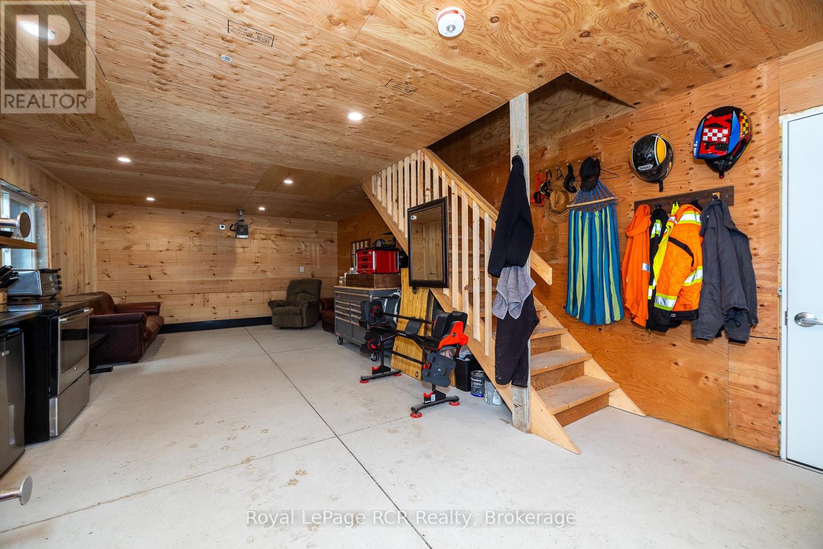 773760 Highway 10, Grey Highlands, Ontario  N0C 1L0 - Photo 33 - X12236514