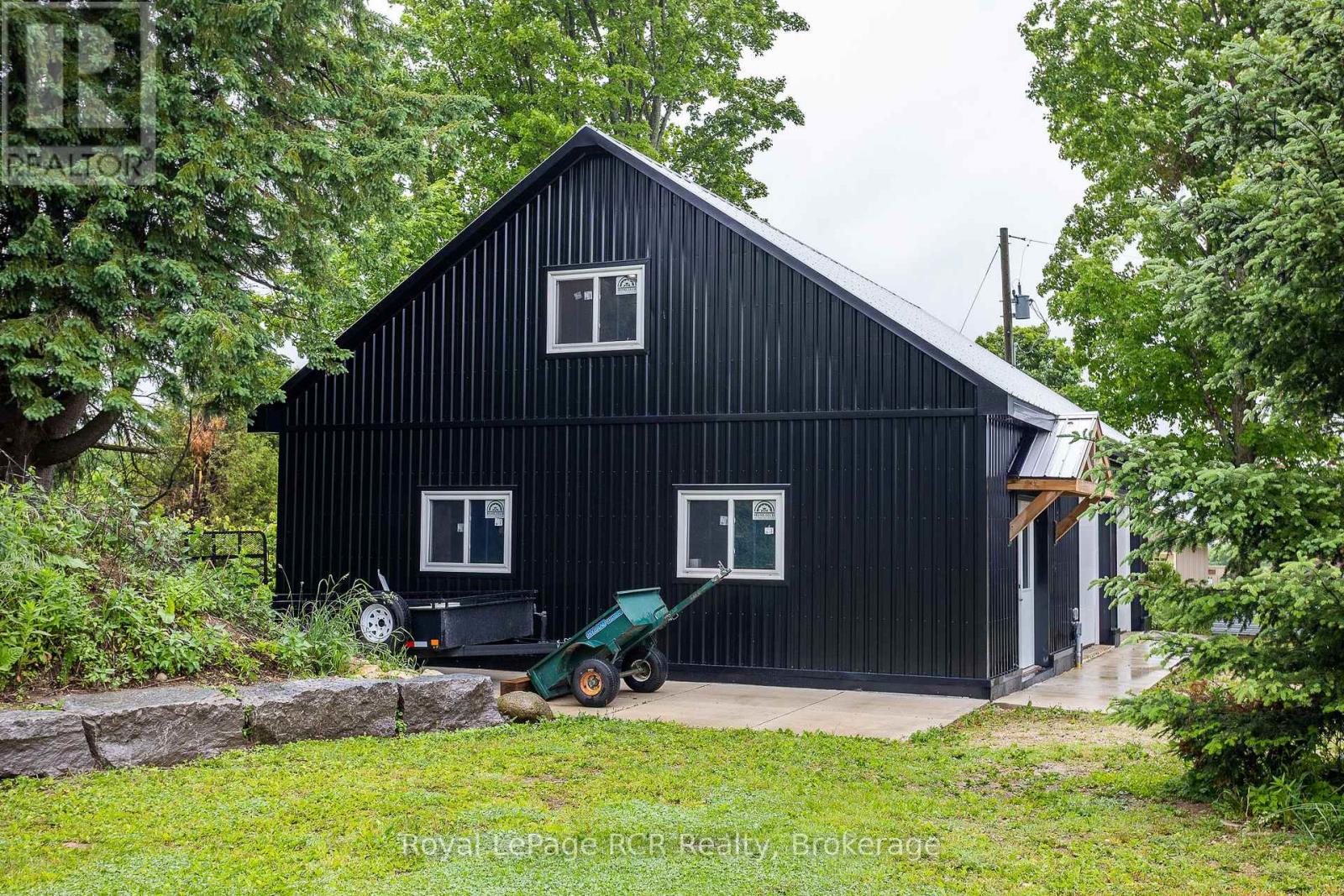 773760 Highway 10, Grey Highlands, Ontario  N0C 1L0 - Photo 32 - X12236514