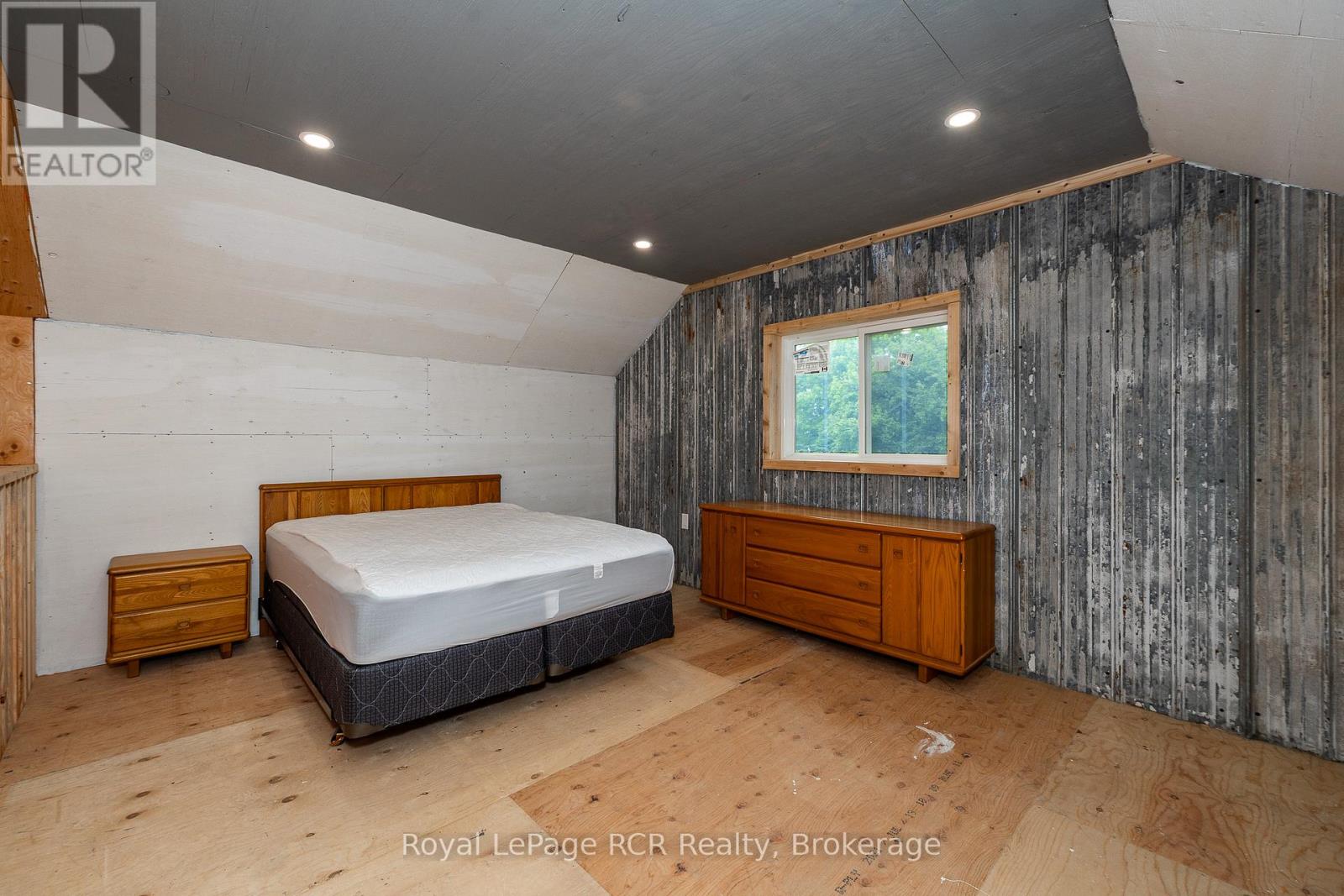 773760 Highway 10, Grey Highlands, Ontario  N0C 1L0 - Photo 35 - X12236514