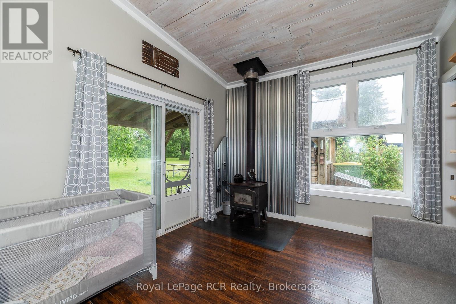 773760 Highway 10, Grey Highlands, Ontario  N0C 1L0 - Photo 9 - X12236514