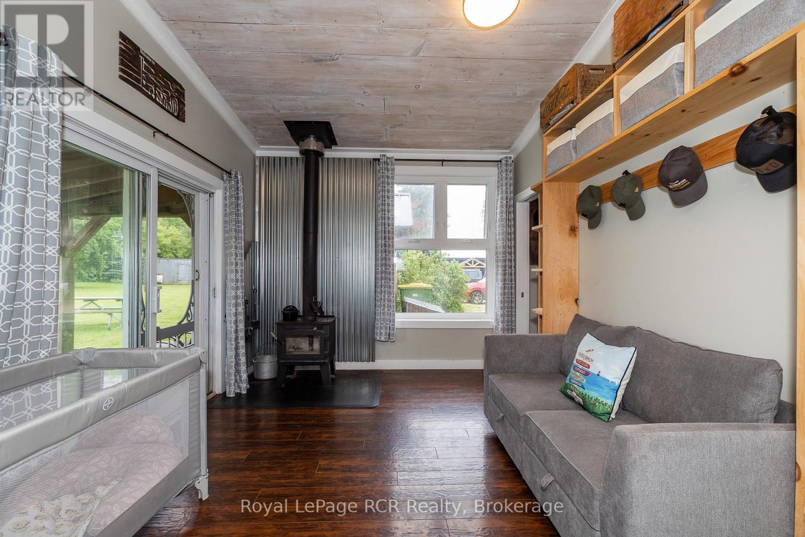 773760 Highway 10, Grey Highlands, Ontario  N0C 1L0 - Photo 8 - X12236514