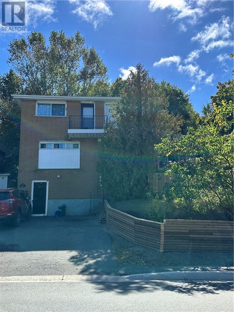 147 Hyland, Sudbury, Ontario  P3E 1R7 - Photo 3 - 2123725