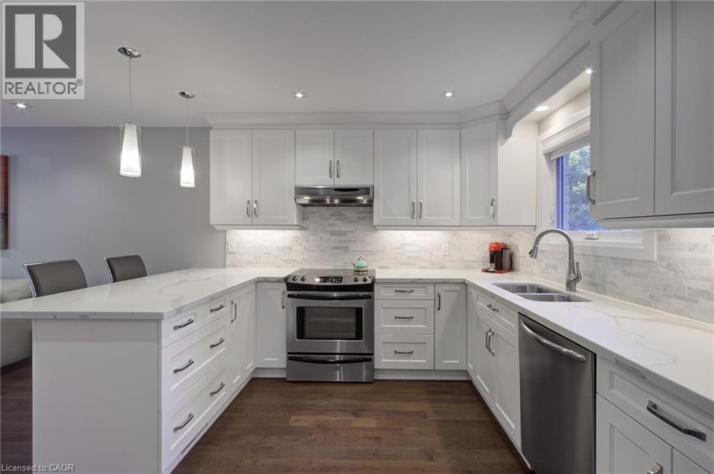 214 Ross Lane, Oakville, Ontario  L6H 5K5 - Photo 12 - 40772074