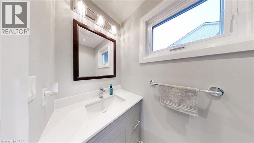 214 Ross Lane, Oakville, Ontario  L6H 5K5 - Photo 17 - 40772074