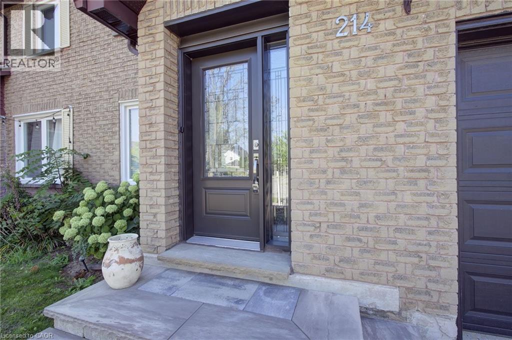 214 Ross Lane, Oakville, Ontario  L6H 5K5 - Photo 2 - 40772074