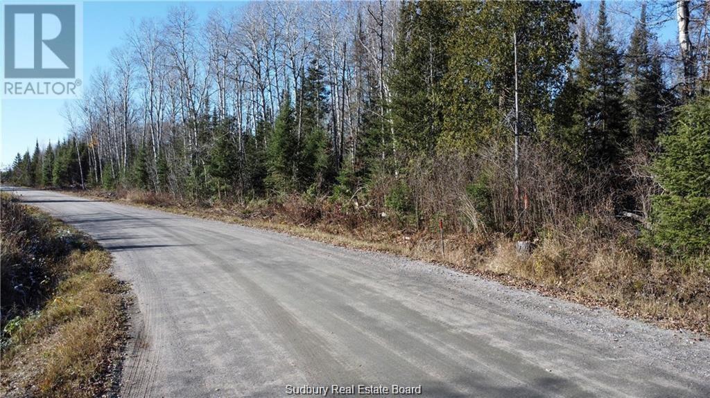 Part 3 Hungarian Road, Wahnapitae, Ontario  P0M 3C0 - Photo 4 - 2124874