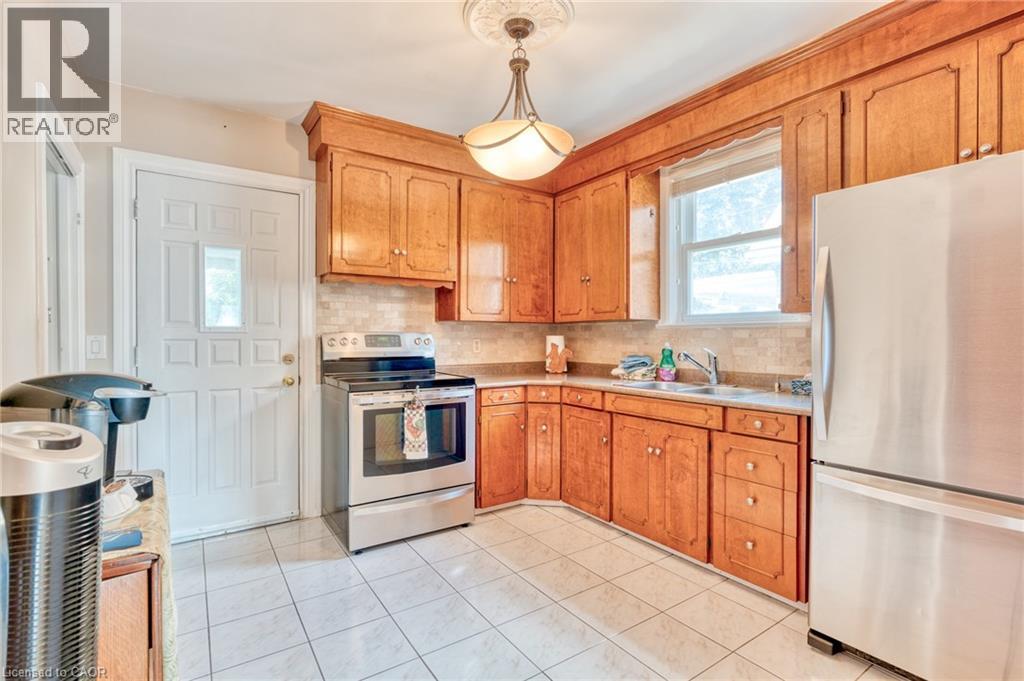 102 Barons Avenue S, Hamilton, Ontario  L8K 2Y6 - Photo 11 - 40770737