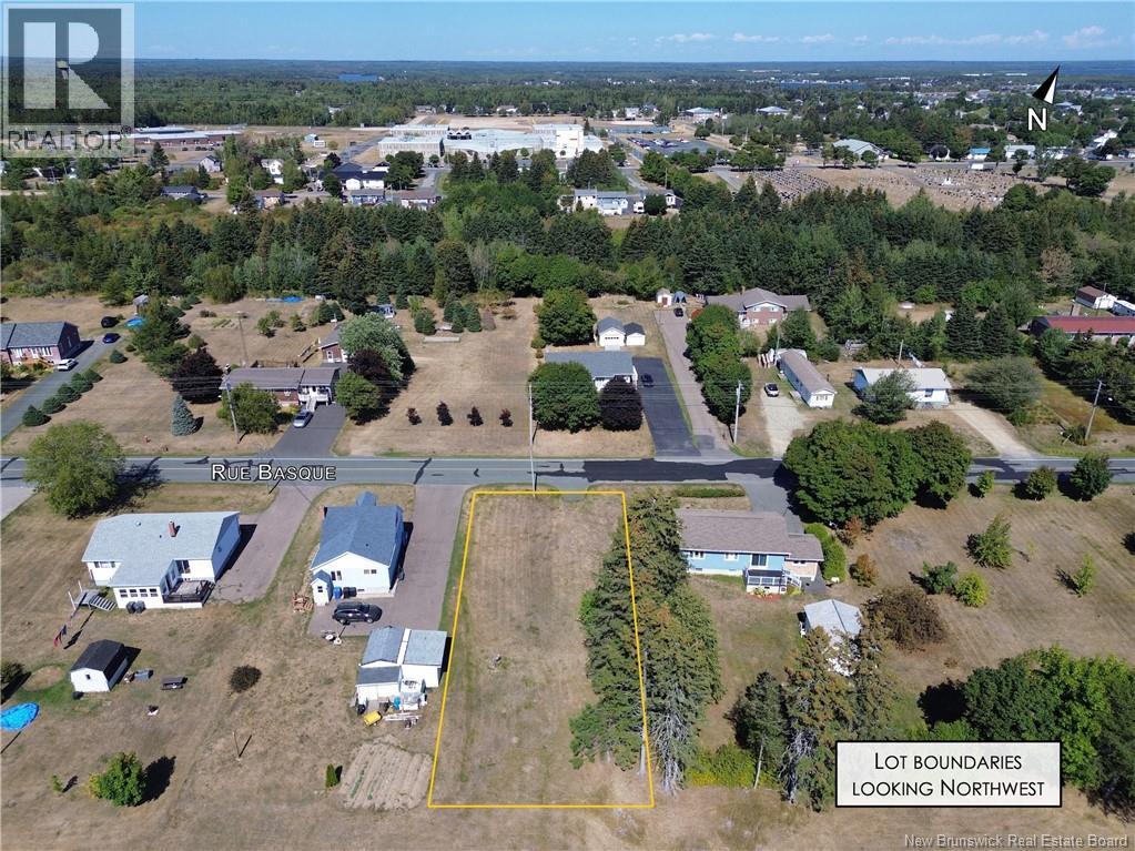 596 Basque Street, Tracadie, New Brunswick  E1X 1B1 - Photo 9 - NB126355