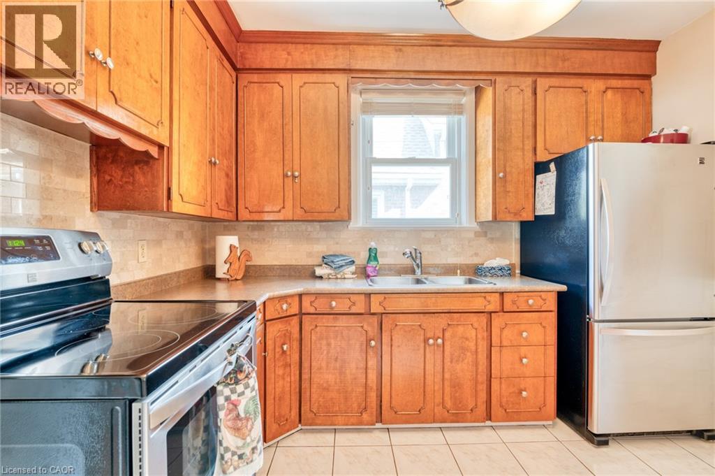 102 Barons Avenue S, Hamilton, Ontario  L8K 2Y6 - Photo 13 - 40770737