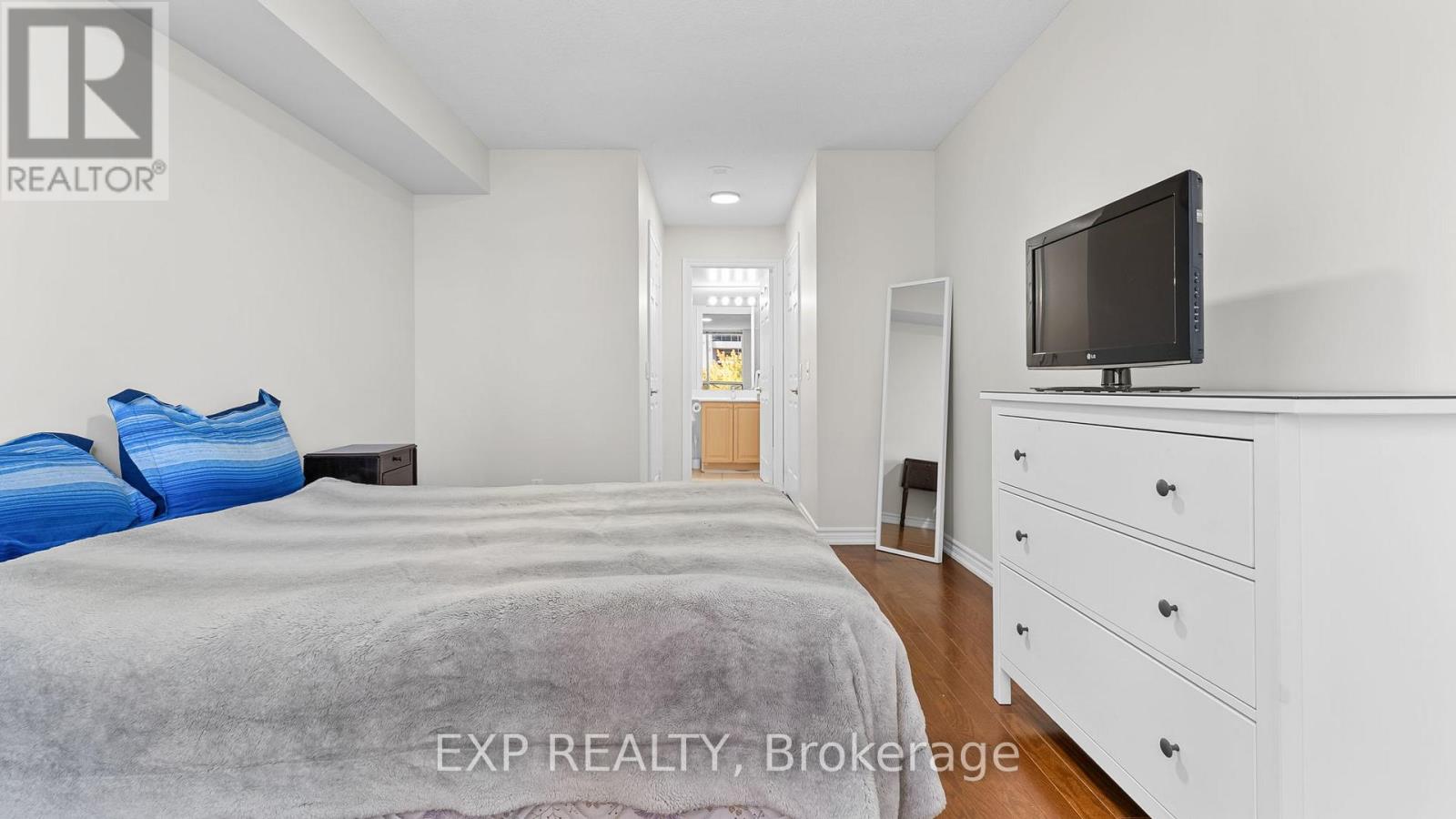 420 - 5233 Dundas Street W, Toronto, Ontario  M9B 6M1 - Photo 21 - W12420606