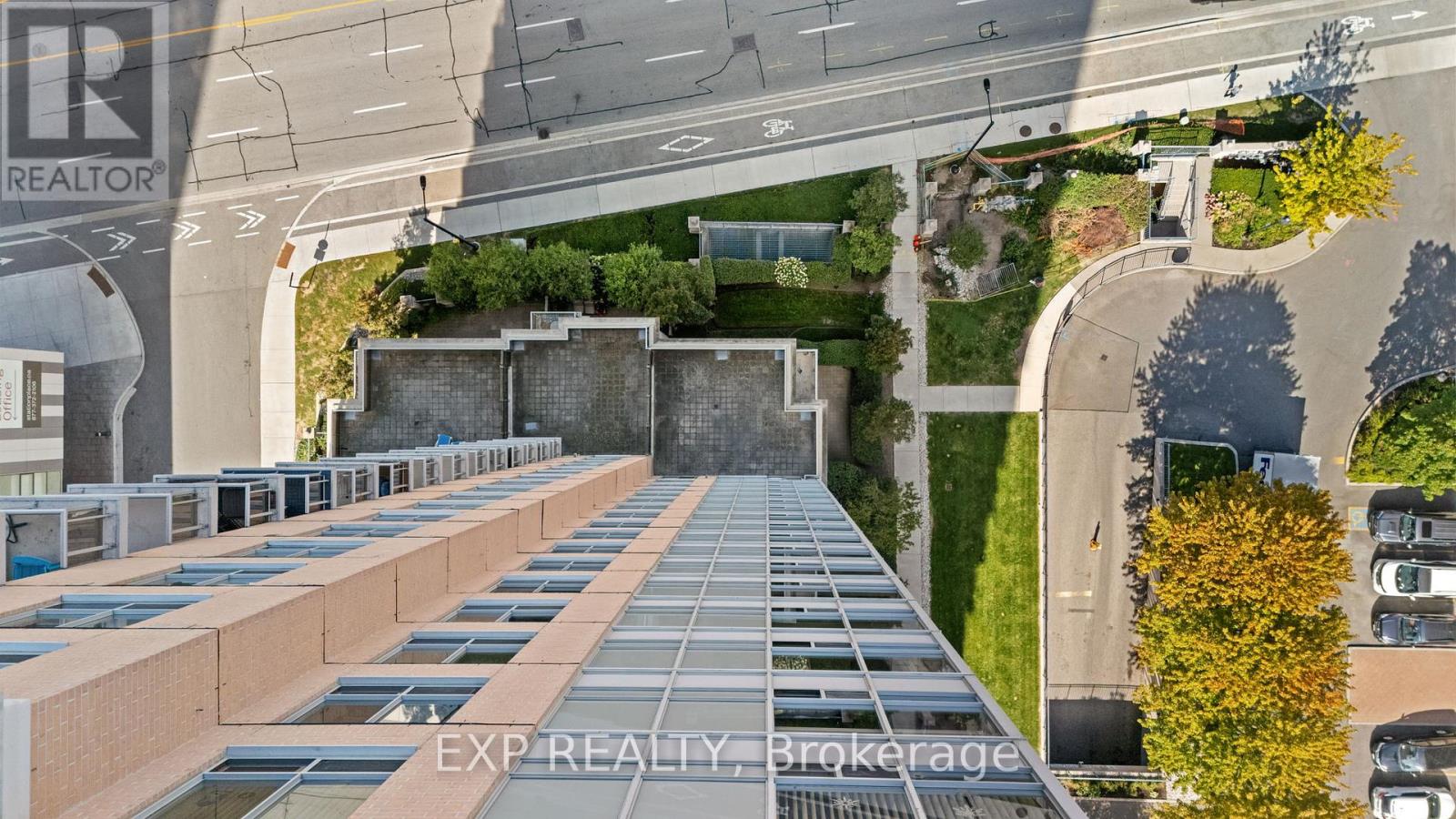 420 - 5233 Dundas Street W, Toronto, Ontario  M9B 6M1 - Photo 4 - W12420606