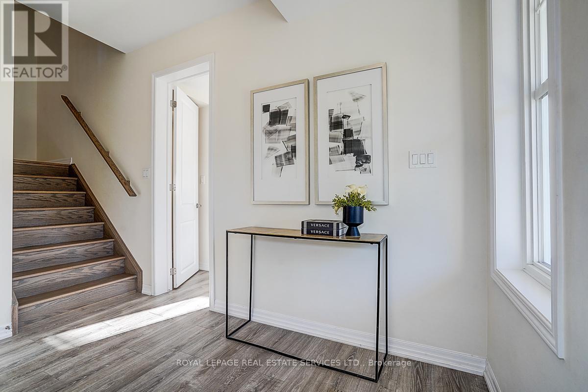 3439 George Savage Avenue, Oakville, Ontario  L6M 1R6 - Photo 4 - W12420637