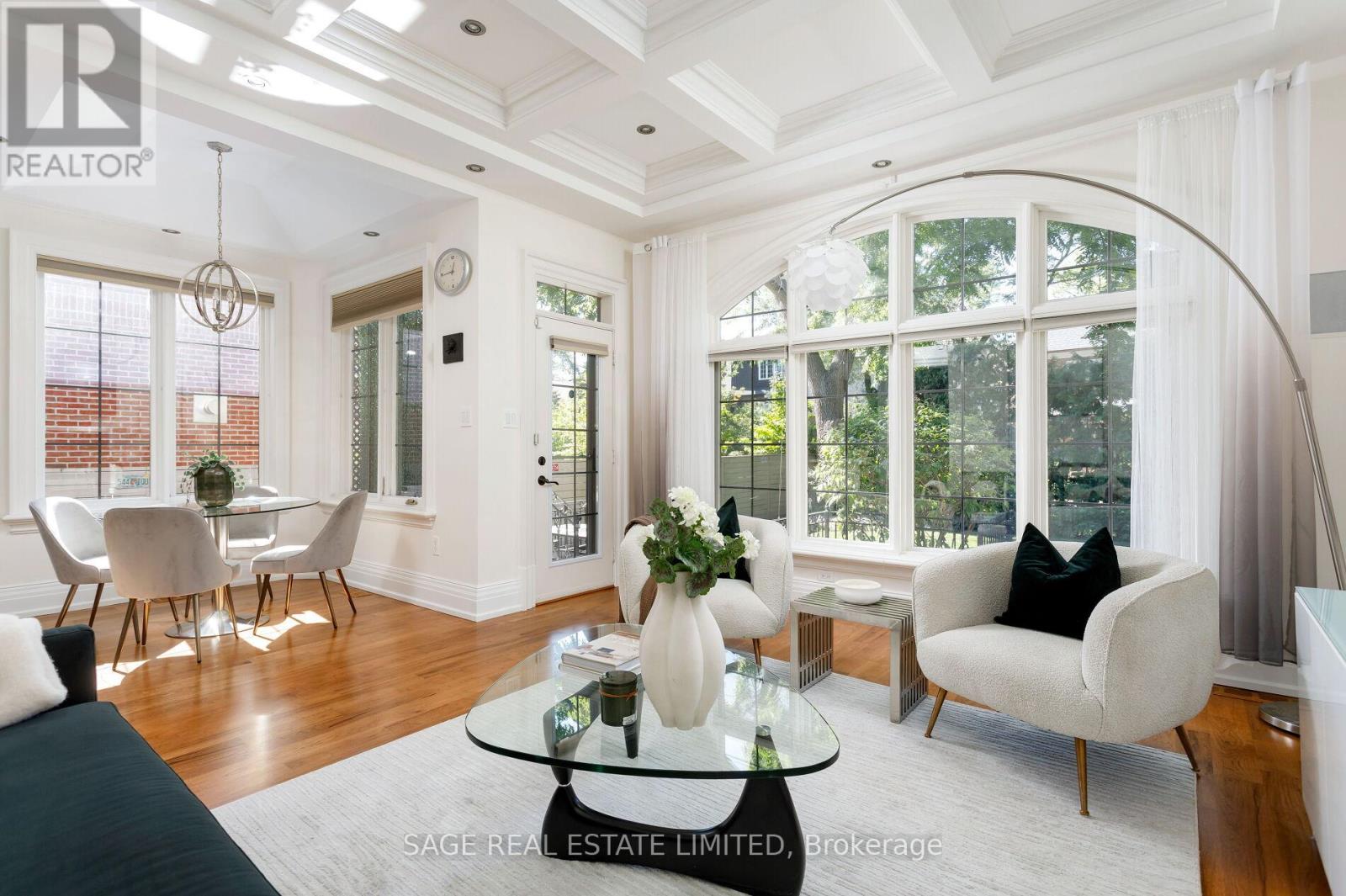 70 Wendover Road, Toronto, Ontario  M8X 2L3 - Photo 17 - W12420639