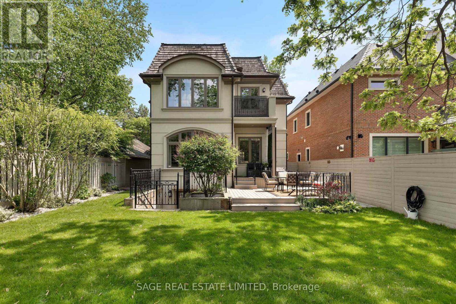 70 Wendover Road, Toronto, Ontario  M8X 2L3 - Photo 24 - W12420639
