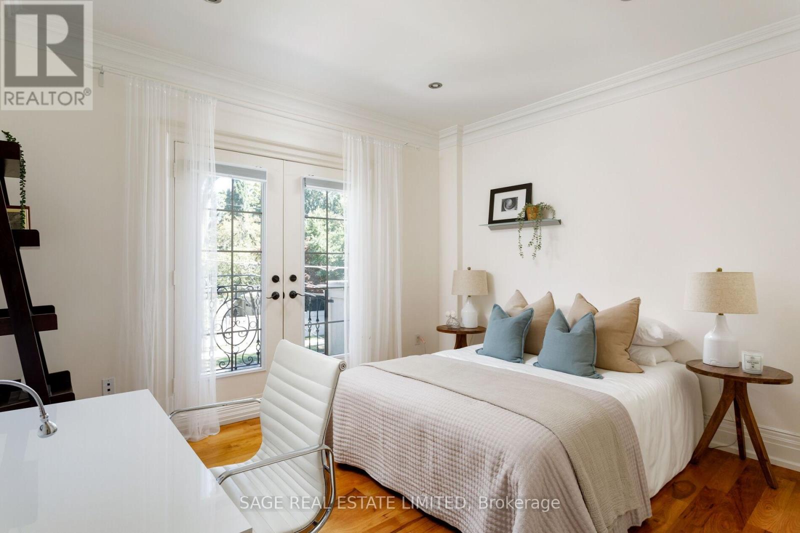 70 Wendover Road, Toronto, Ontario  M8X 2L3 - Photo 31 - W12420639