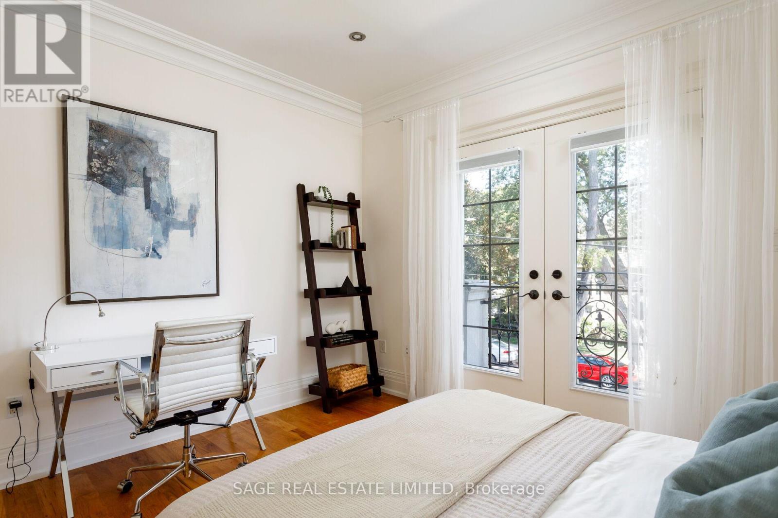 70 Wendover Road, Toronto, Ontario  M8X 2L3 - Photo 32 - W12420639