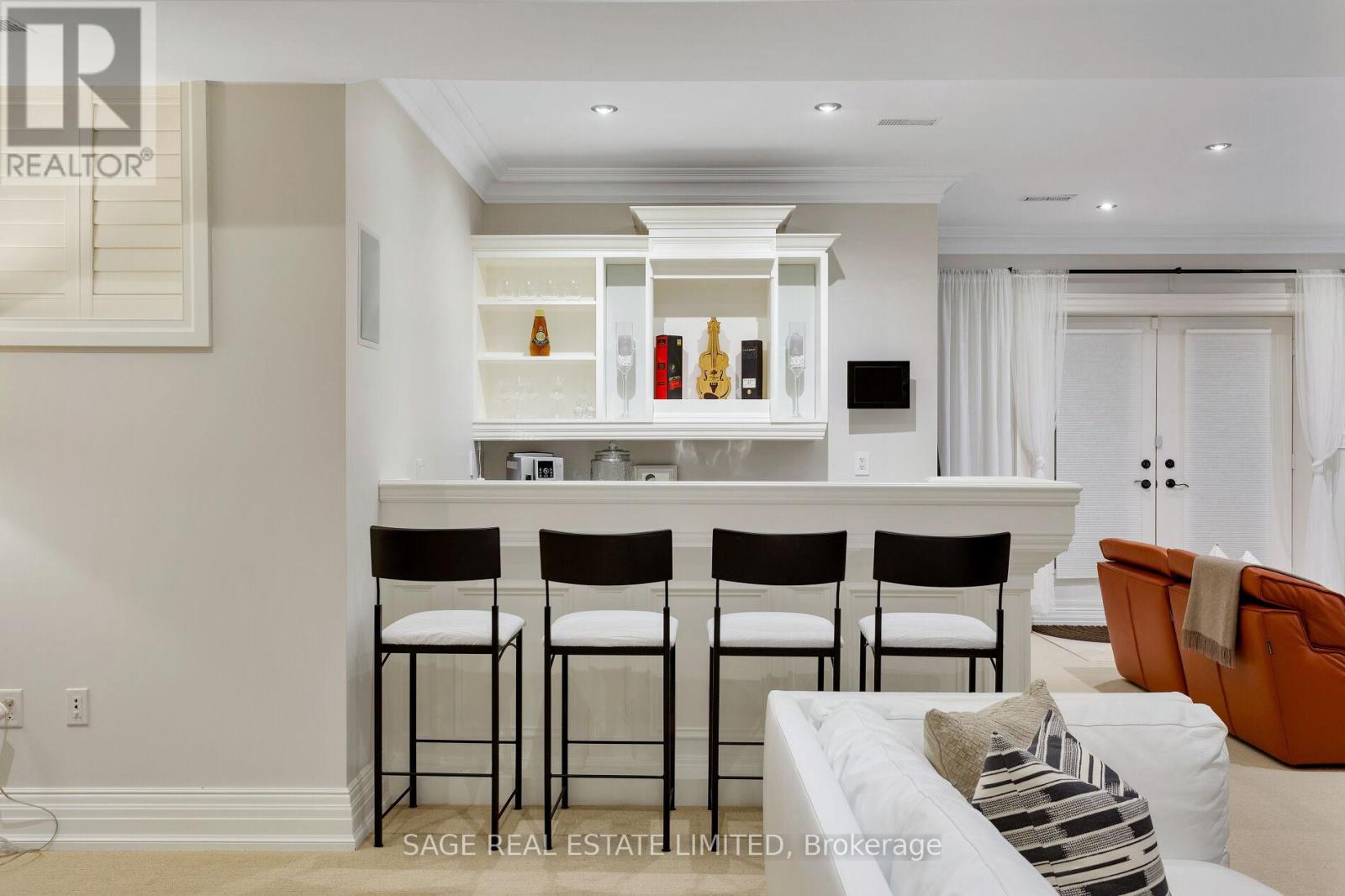 70 Wendover Road, Toronto, Ontario  M8X 2L3 - Photo 43 - W12420639