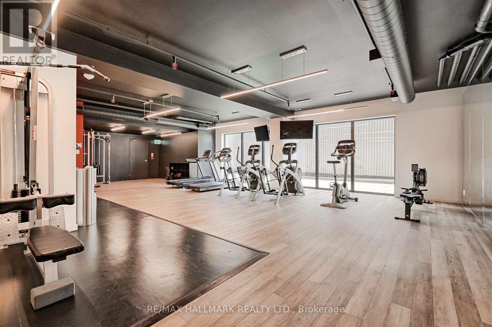 209 - 383 Sorauren Avenue, Toronto, Ontario  M6R 0A4 - Photo 34 - W12420642