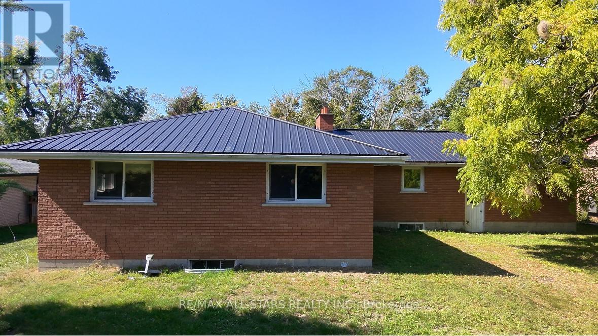 36 Cove Road, Kawartha Lakes, Ontario  K0M 1N0 - Photo 32 - X12420709