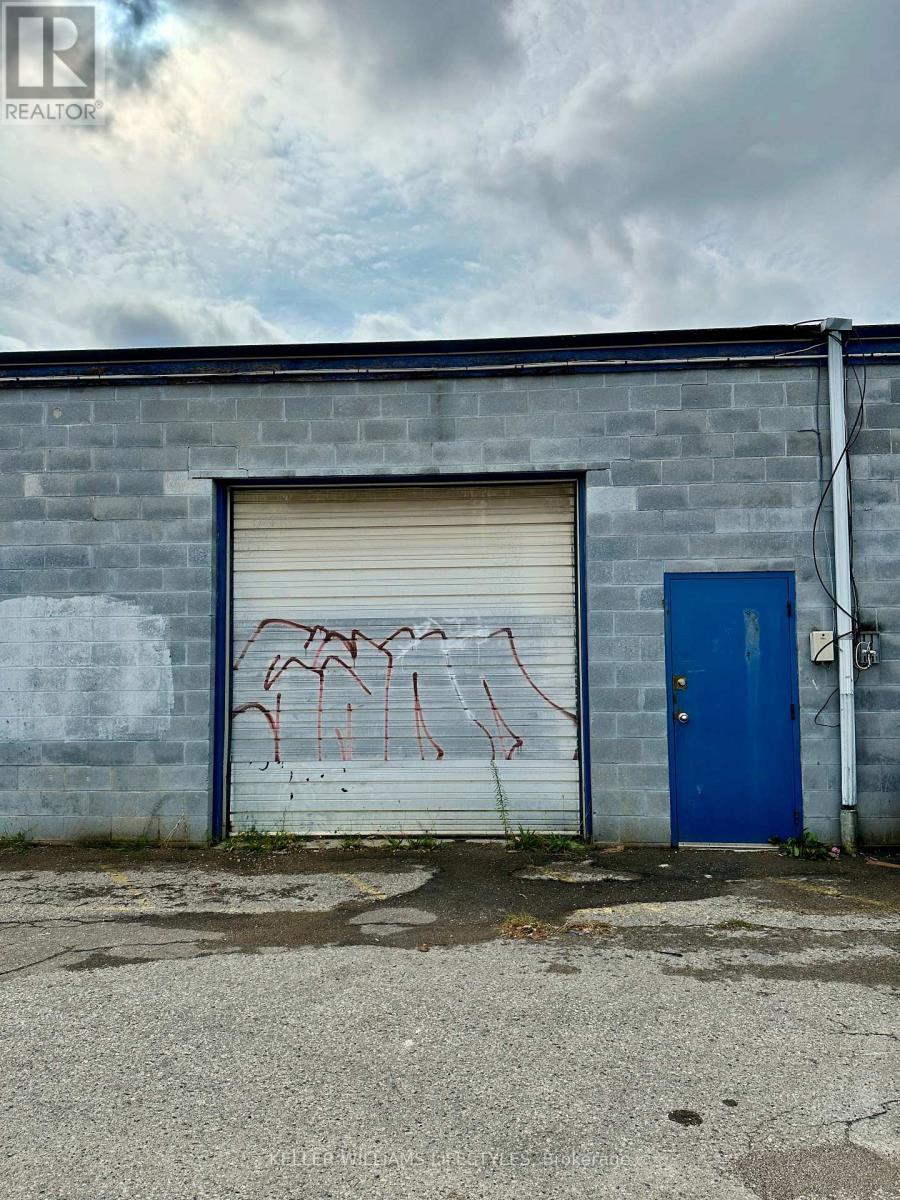 2b - 1560 Dundas Street, London East, Ontario  N5W 3C1 - Photo 2 - X12420751