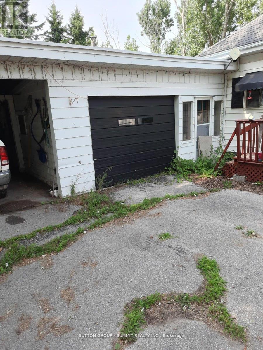 663 County Rd 15, Prince Edward County, Ontario  K0K 2T0 - Photo 6 - X12420620