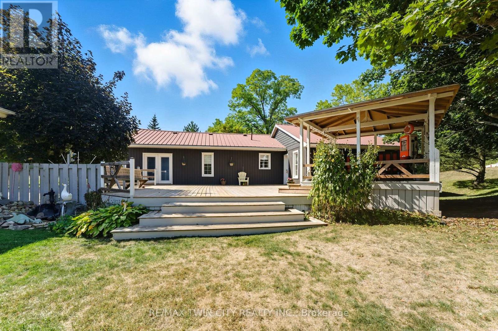 394 Bishopgate Road, Brant, Ontario  N3R 0B8 - Photo 22 - X12420629