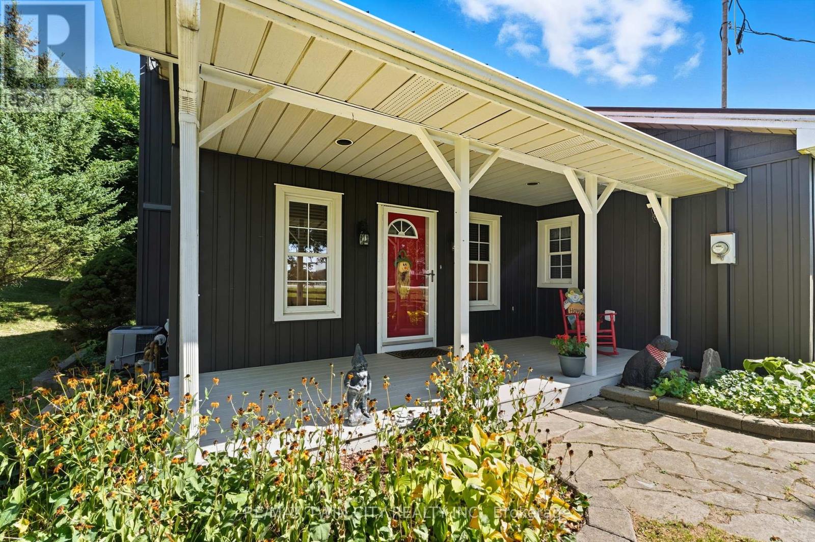 394 Bishopgate Road, Brant, Ontario  N3R 0B8 - Photo 5 - X12420629