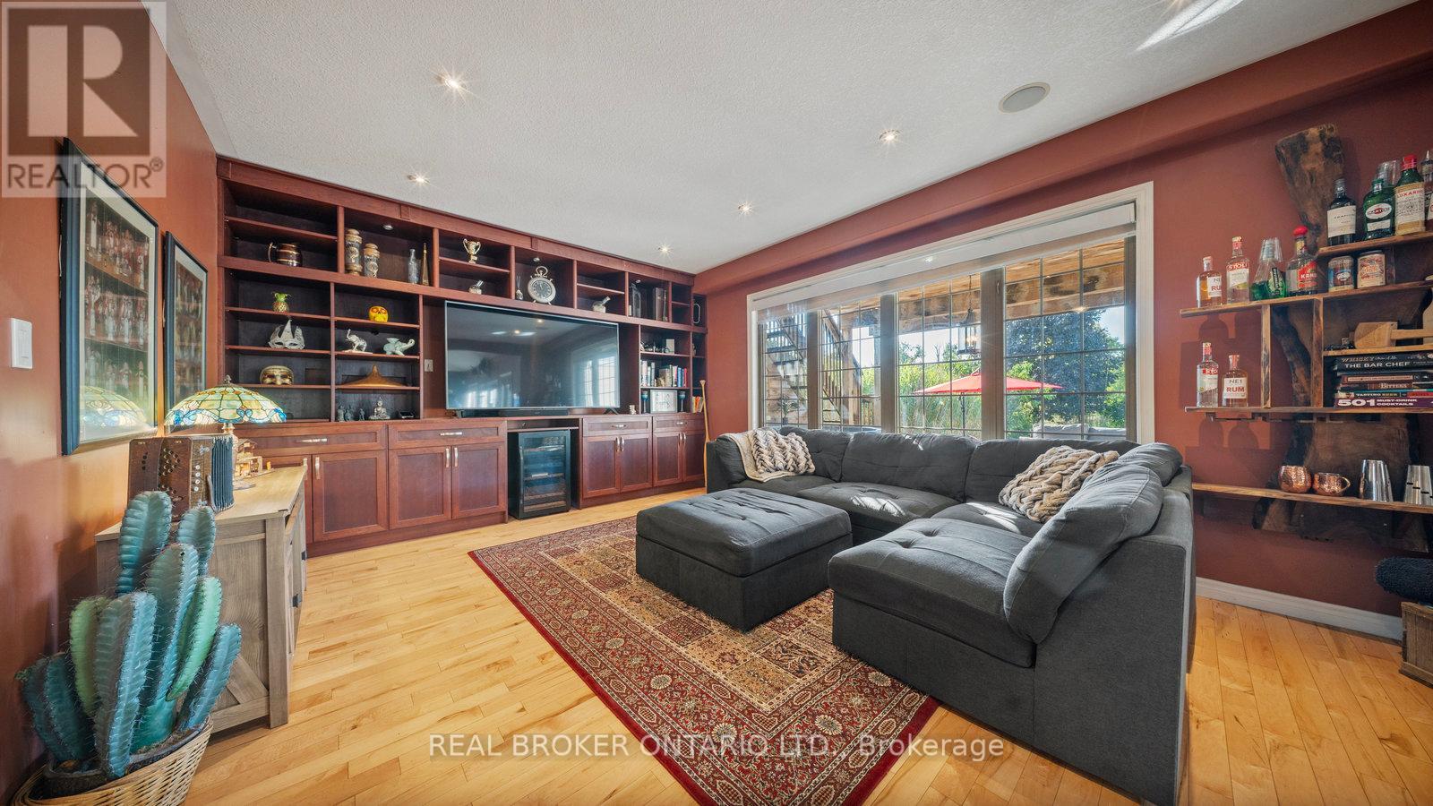 23 Jamieson Court, Brantford, Ontario  N3T 6T1 - Photo 18 - X12420634