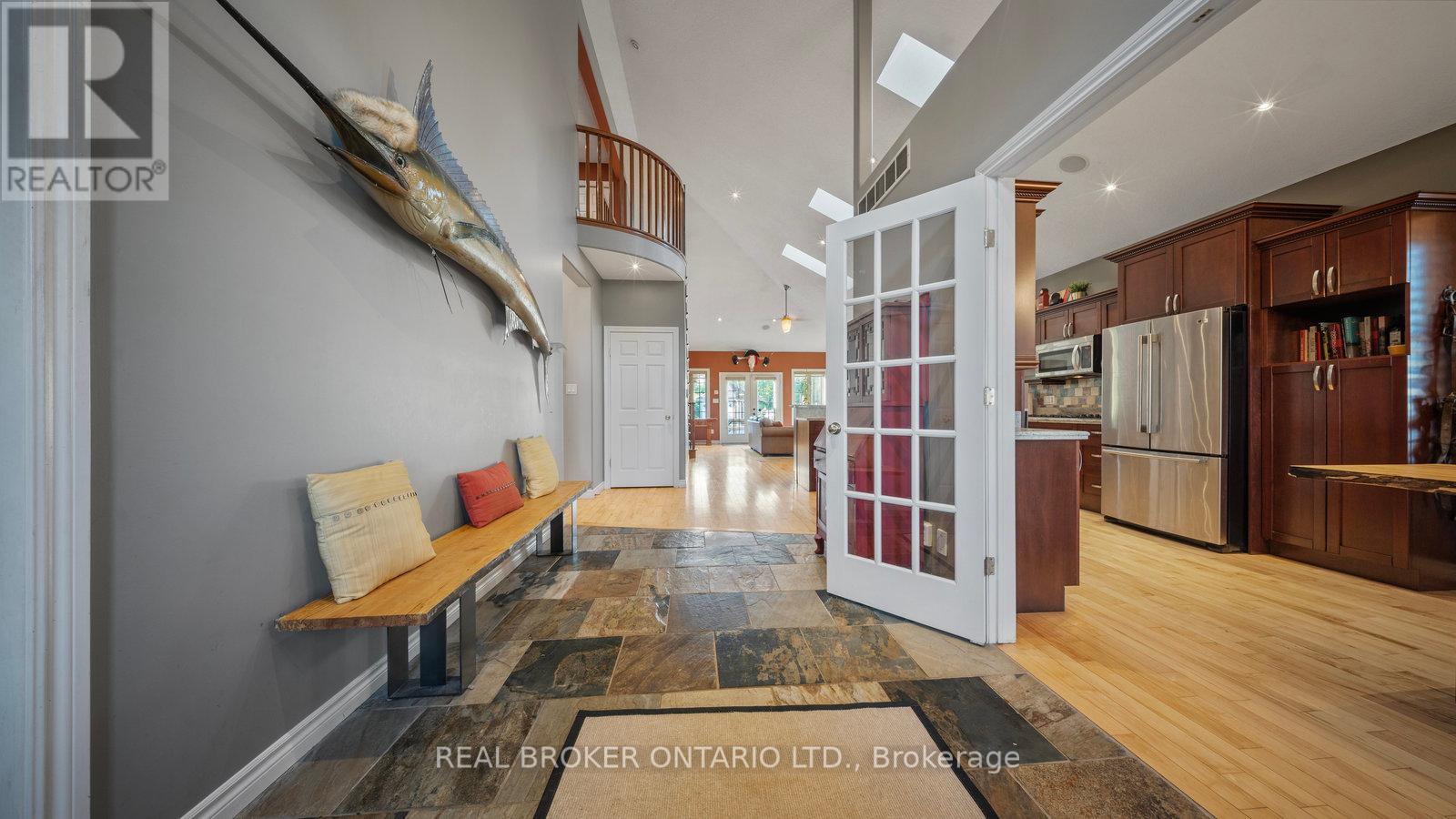 23 Jamieson Court, Brantford, Ontario  N3T 6T1 - Photo 6 - X12420634